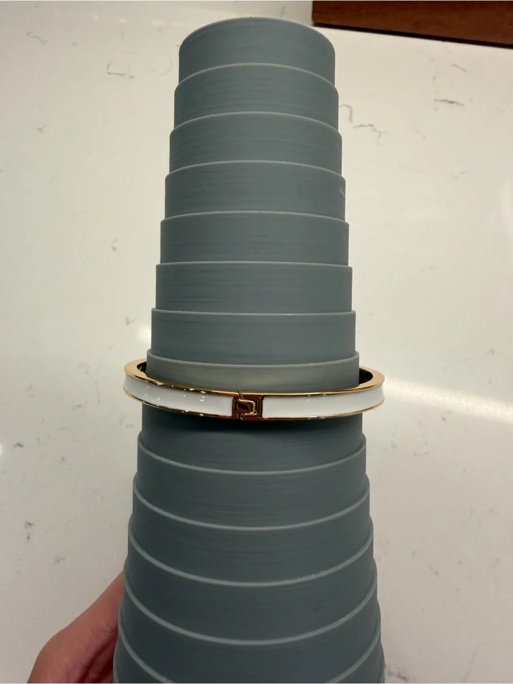 kate spade White and Gold Enamel Spade Hinge Bangle size 6.75-7